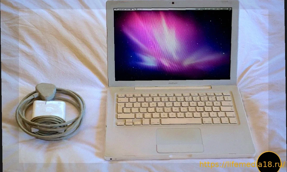 Поврежденный MacBook M1: Что делать? Ремонт или продажа на запчасти